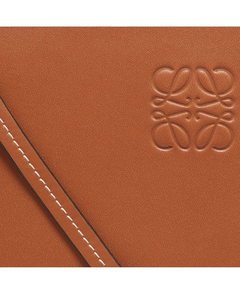 Pre-Owned Loewe Heel Anagram Leather Crossbody Bag