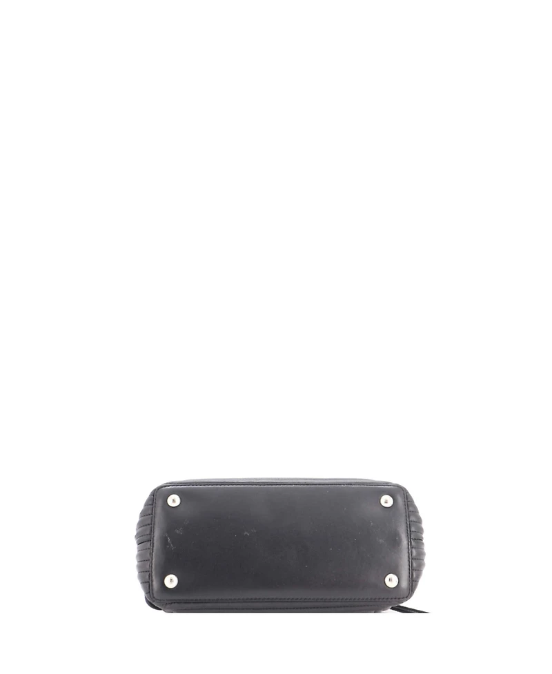Pre-Owned Fendi Small DotCom Click Shoulder Bag Quilted Leather
