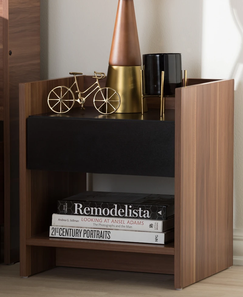 Vanda Nightstand