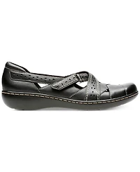 Clarks Collection Women's Ashland Spin Flats