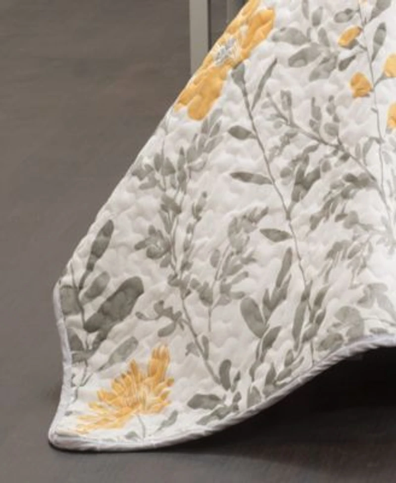 Lush Decor Aprile Floral Reversible Quilt Sets