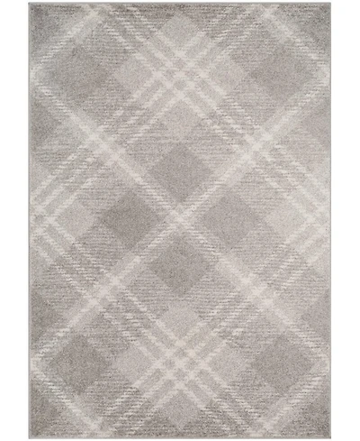 Safavieh Adirondack 129 Light Gray and Ivory 5'1" x 7'6" Area Rug