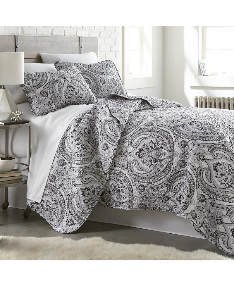 Southshore Fine Linens Classic Paisley 3-Pc. Quilt Set