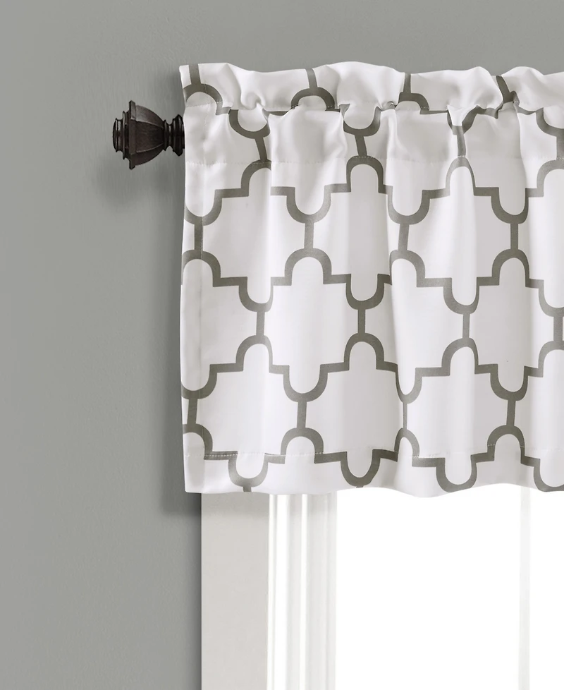 Bellagio 18" x 52" Geometric Print Valance