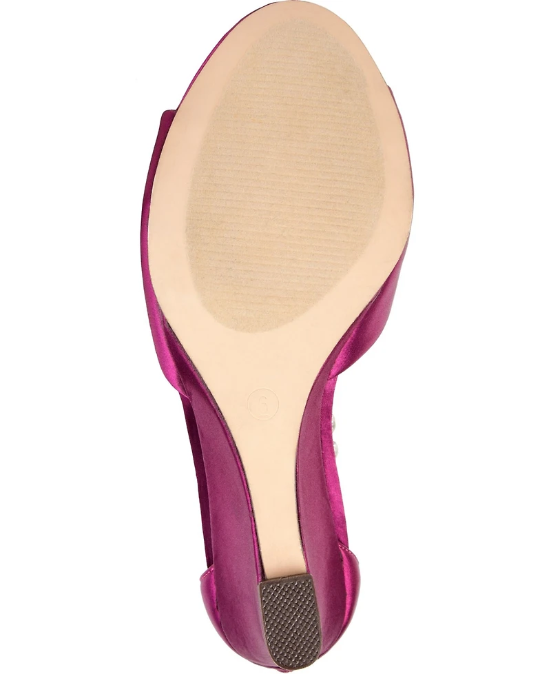 Journee Collection Women's Connor Wedges