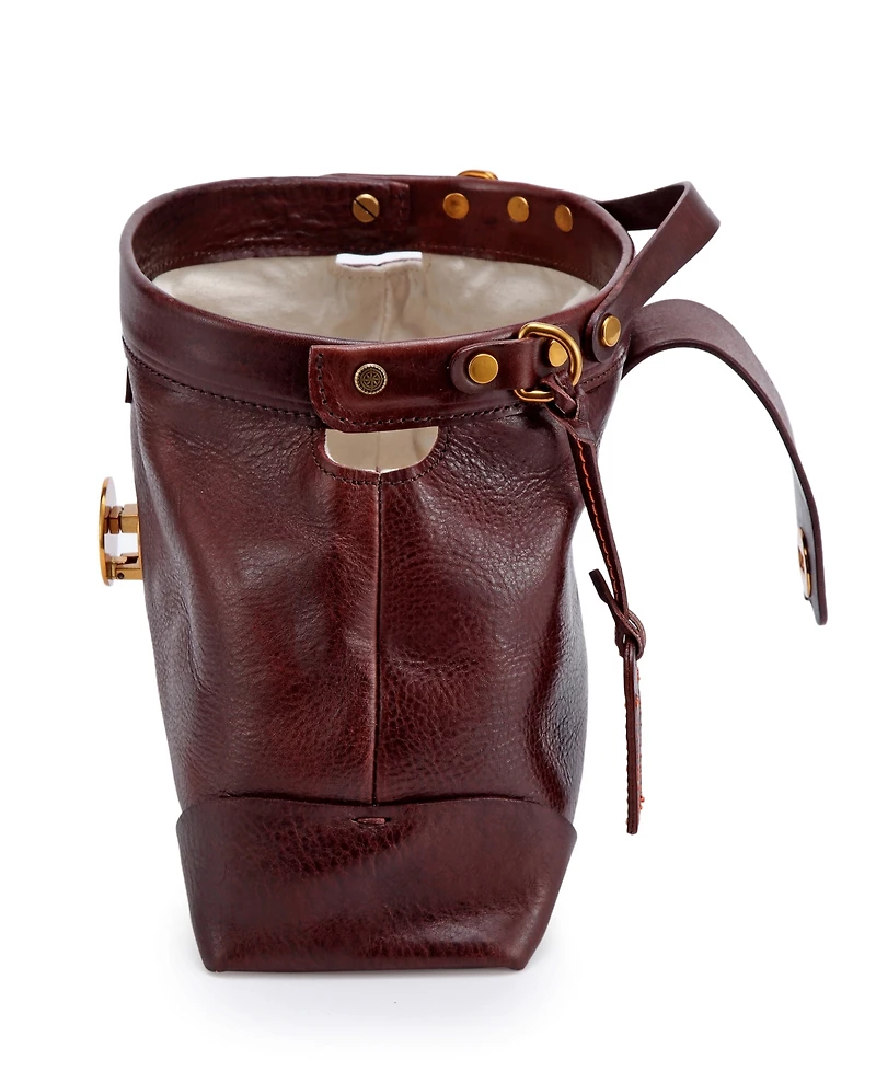 Old Trend Gypsy Soul Leather Crossbody Bag