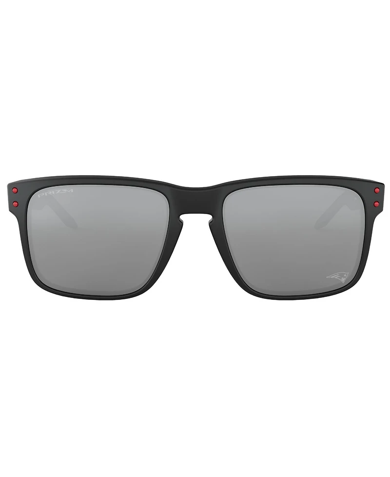 Oakley Nfl Collection Sunglasses, New England Patriots OO9102 55 Holbrook