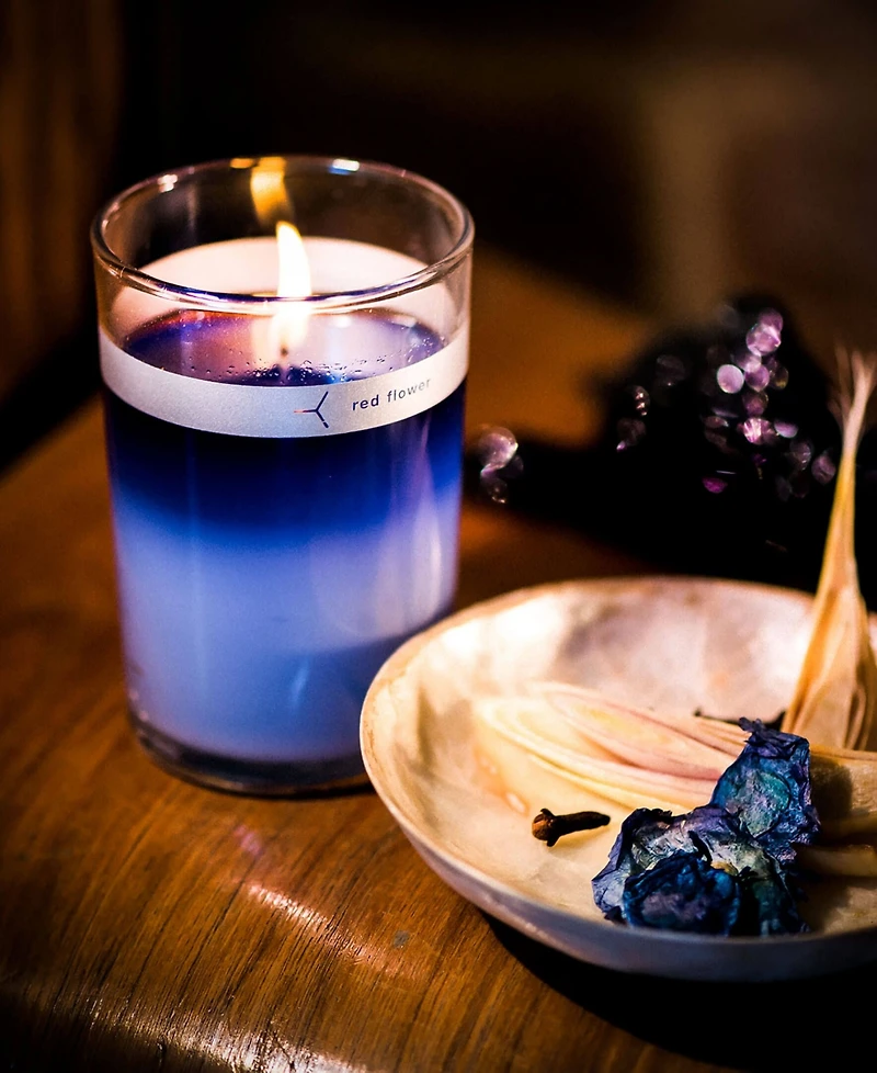 Red Flower Iceland Moonflower Petal Topped Candle, 6 oz