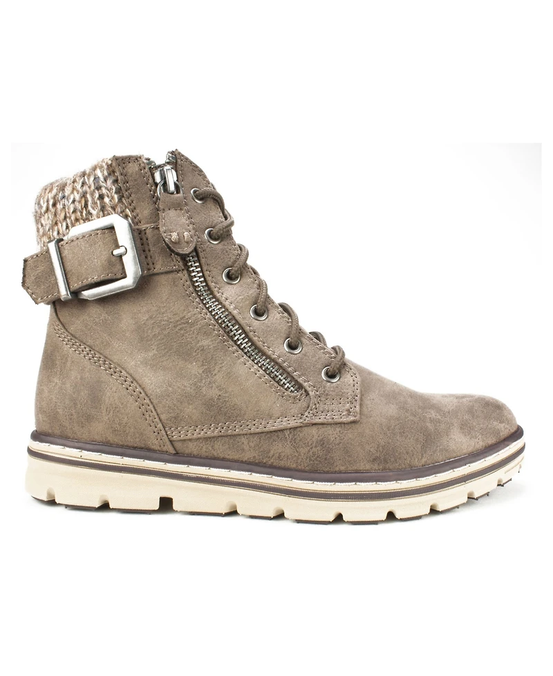 Cliffs by White Mountain Women's Kelsie Lace-Up Booties