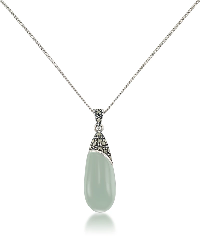 Jade Elongated Pendant and a Curb Chain