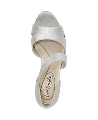 LifeStride Mega Pumps