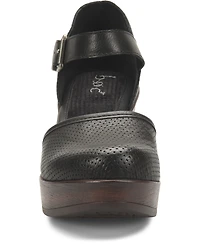b.o.c. Women's Gia Comfort Wedge
