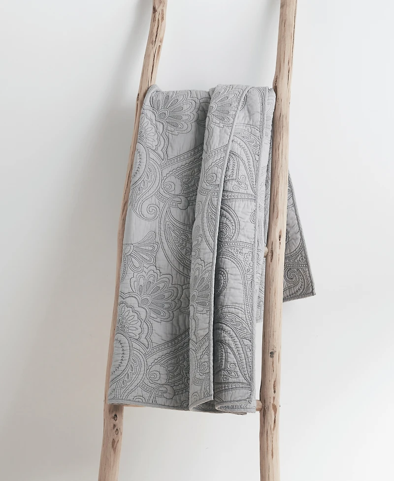 Levtex Perla Quilted Throw, 50" x 60"