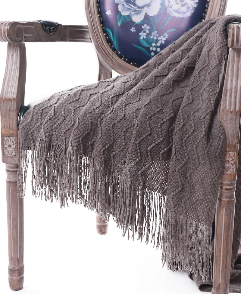 Happycare Textiles Solid Soft Zigzag Lightweight Throw, 60" x 50"