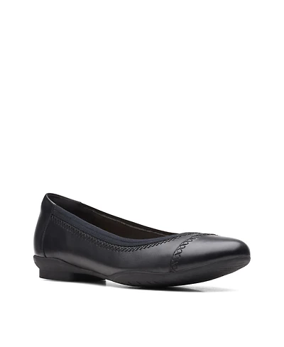 Clarks Women's Collection Sara Bay Flats