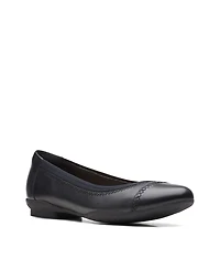 Clarks Women's Collection Sara Bay Flats