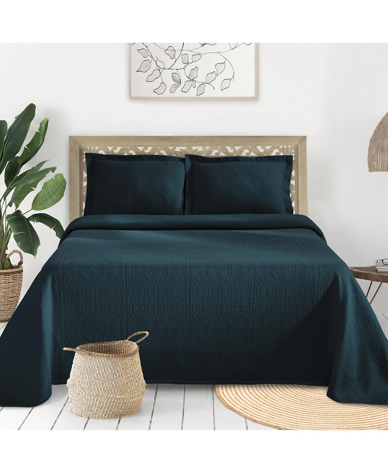 Superior 100% Cotton Fleur De Lis Medallion All-Season -Piece Coverlet Set