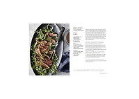 Skinnytaste Air Fryer Dinners: 75 Healthy Recipes for Easy Weeknight Meals: A Cookbook by Gina Homolka