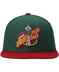 Men's Mitchell & Ness Green, Red Seattle Supersonics Hardwood Classics Team Two-Tone 2.0 Snapback Hat