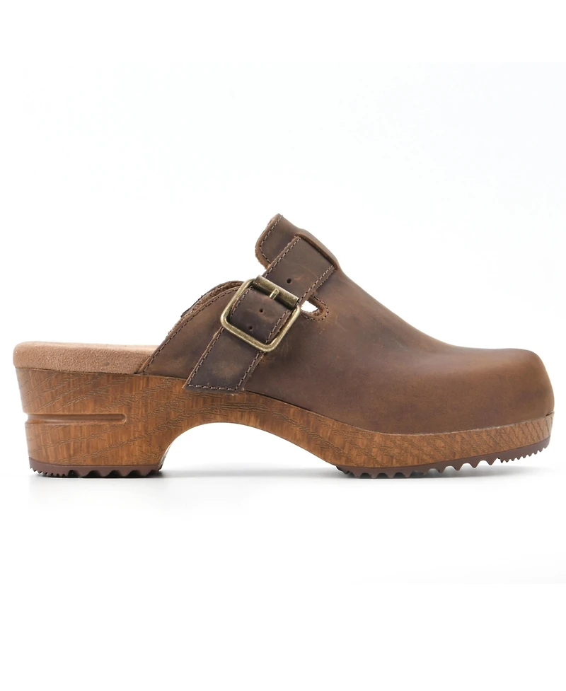 White Mountain Women's Behold Clogs