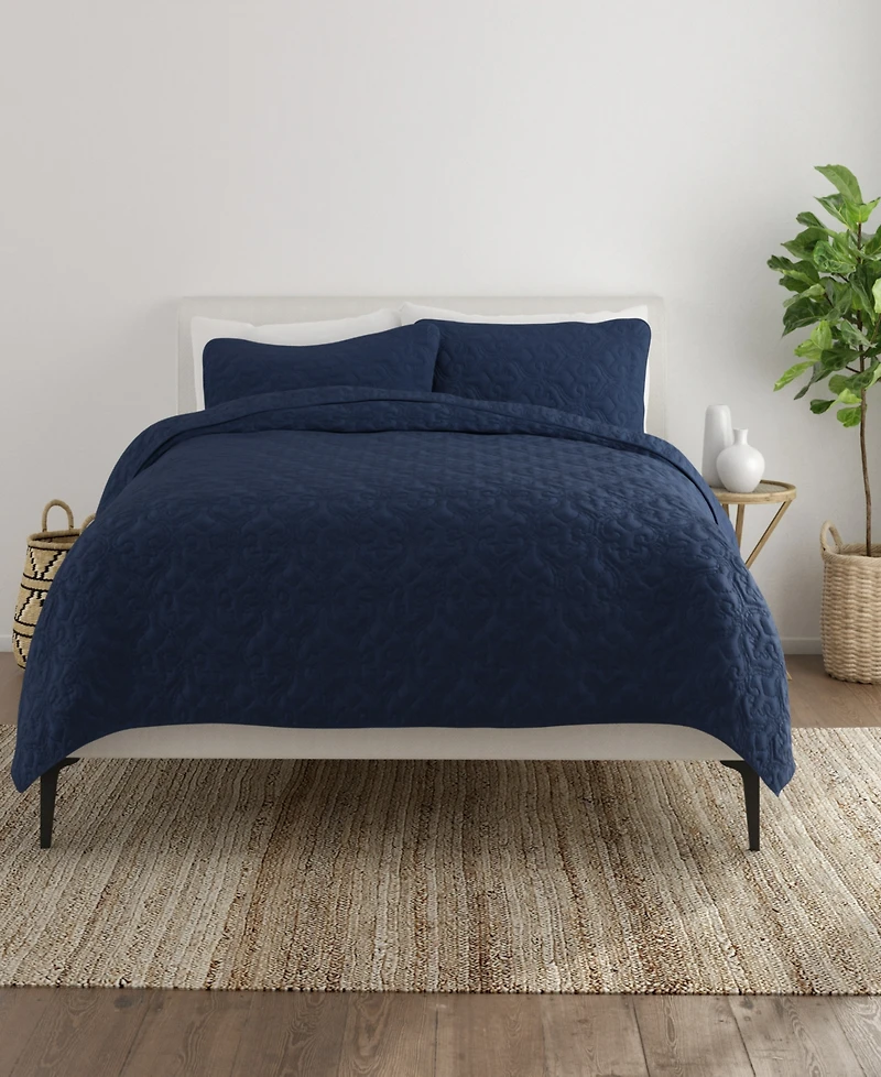 ienjoy Home Ultra Soft Damask Pattern Lightweight Quilted Coverlet Set