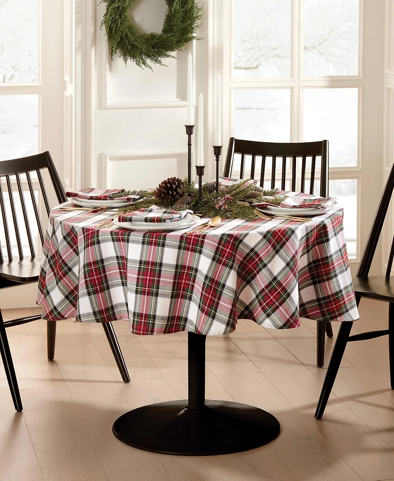 Elrene Christmas Classic Holiday Plaid Tablecloth