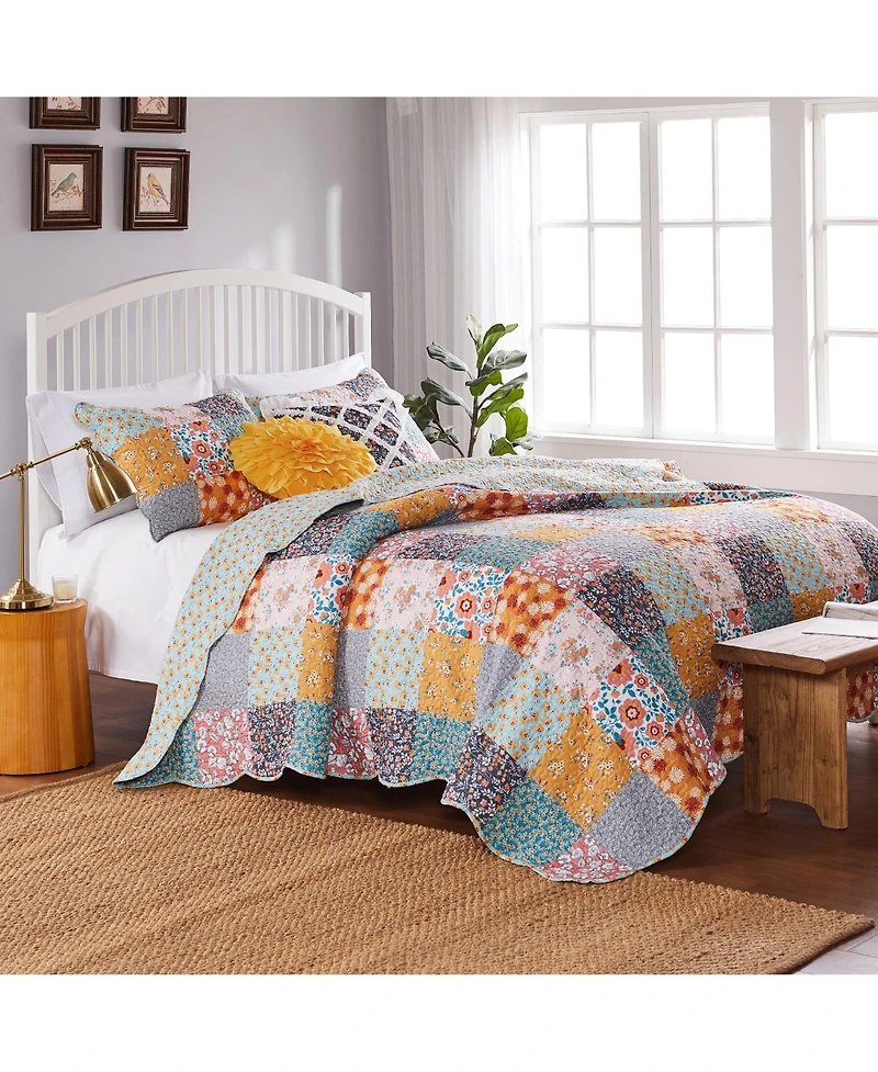 Greenland Home Fashions Carlie Calico 3-Pc. Quilt Set, Full/Queen