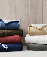 Woolrich Electric Reversible Plush to Berber Throw, 60'' x 70''