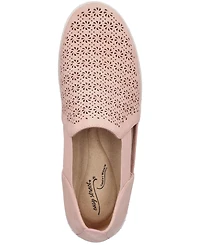 Easy Street Women's Megafresh Comfort Flats