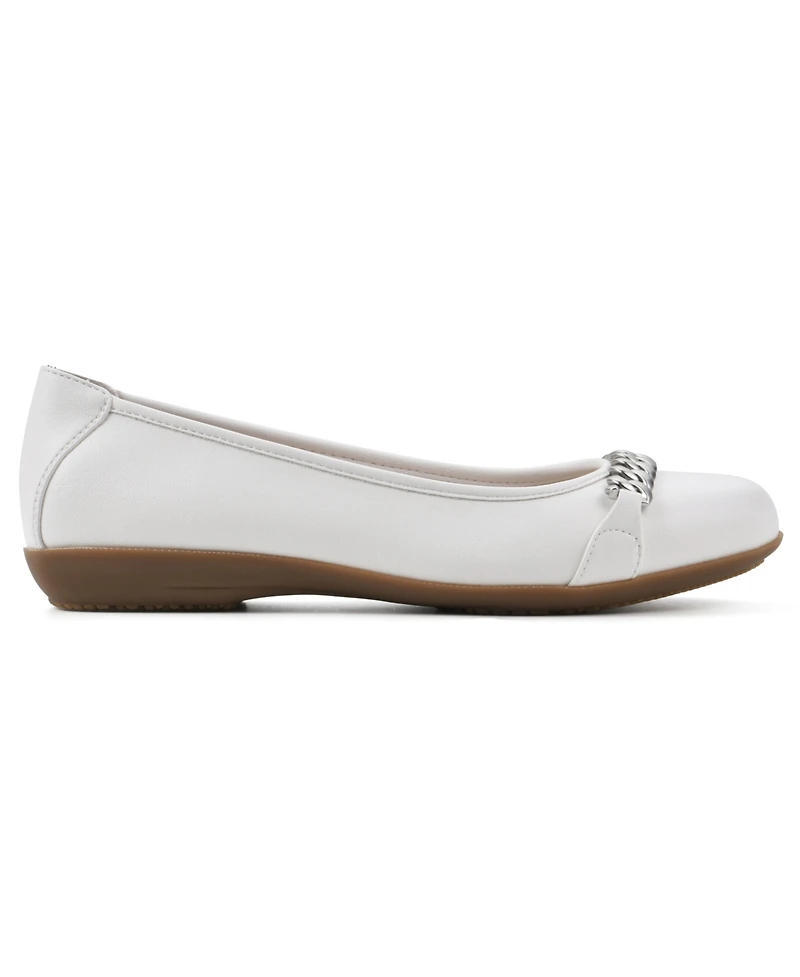 Cliffs by White Mountain Women's Charmed Ballet Flats
