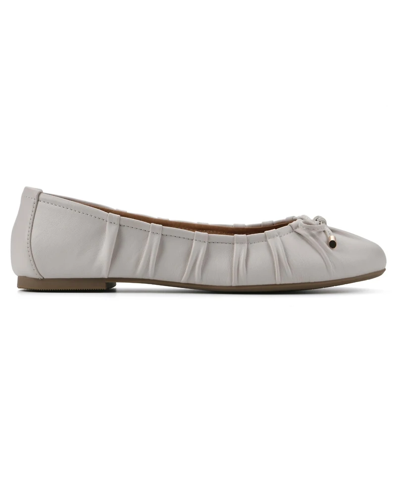 White Mountain Women's Sakari Ballet Flats