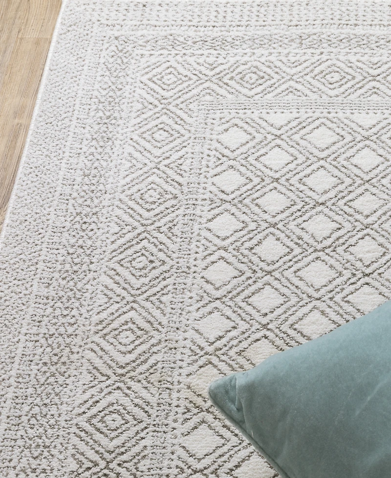 Oriental Weavers Montecito 094W8 2'3" x 7'6" Runner Area Rug