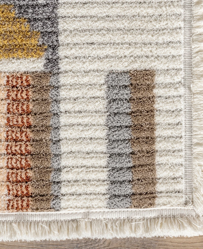 nuLoom Pearl Avianna Giraffe Kids Fringe 5' x 7'6" Area Rug