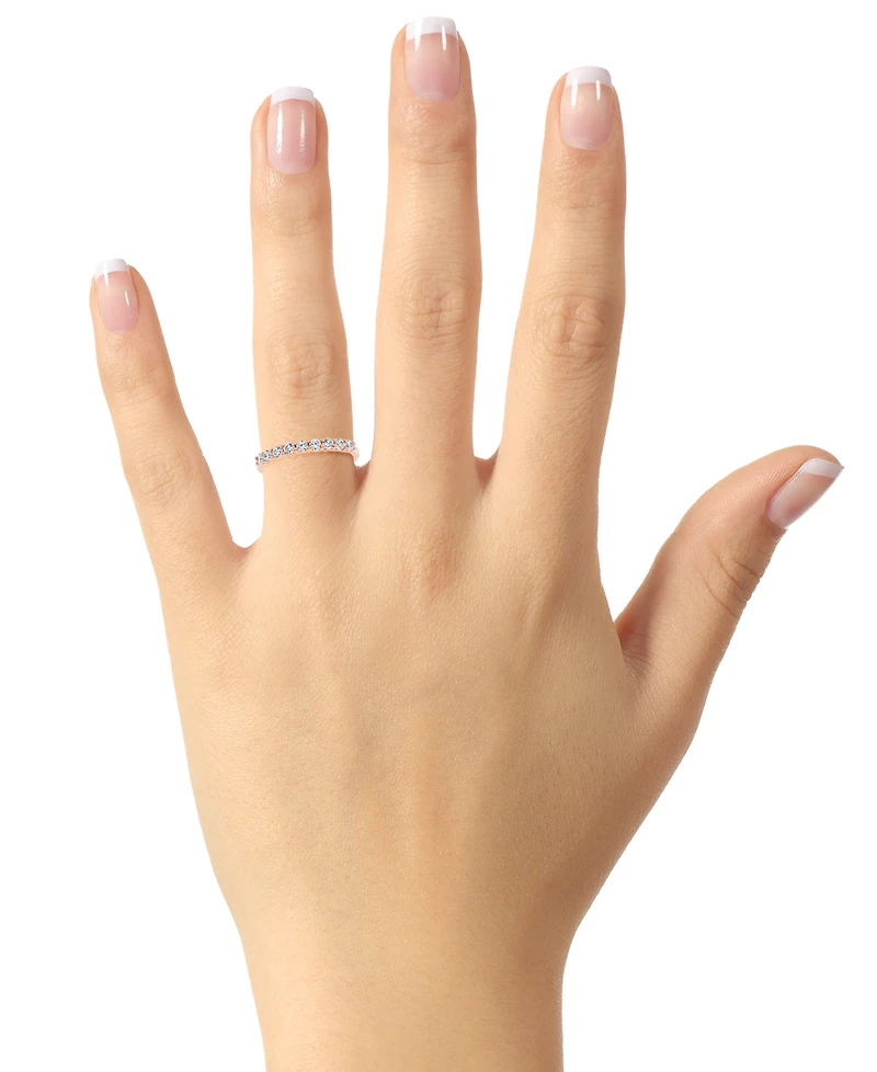 Diamond Wedding Band (1/2 ct. t.w.) 14k Gold