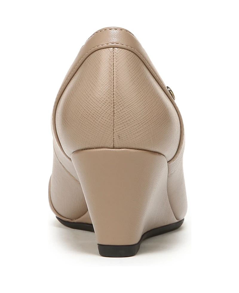 LifeStride Dreams Wedge Pumps