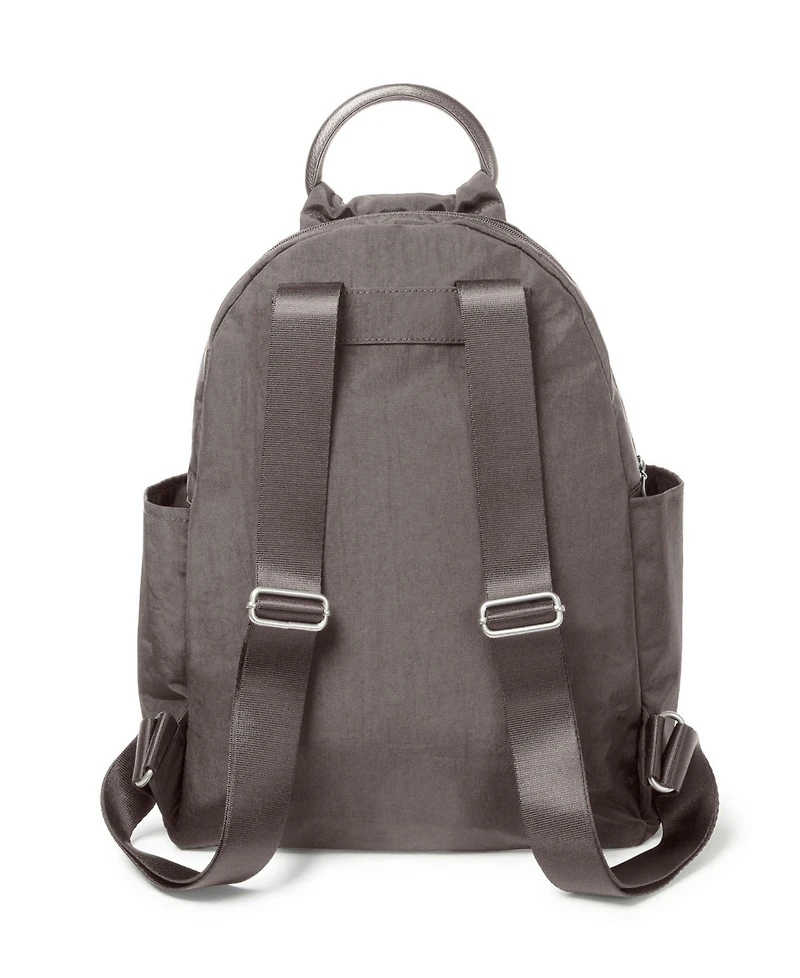 Baggallini All Day with Wristlet Backpack
