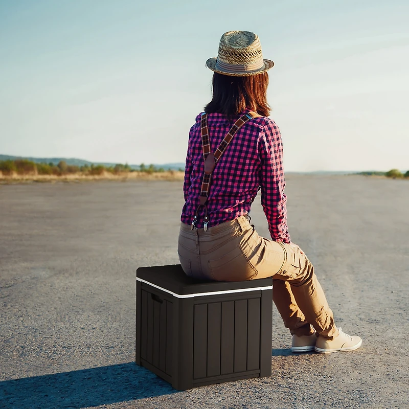 10 Gallon Ice Cooler w/ Built-in Handles and Detachable Lid
