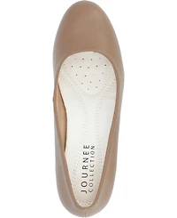 Journee Collection Women's Luu Round Toe Pumps