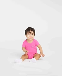 Nike Baby Boys or Baby Girls Mini Me Essential Bodysuits, Pack of 3