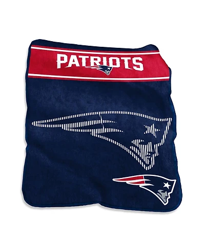 New England Patriots 60'' x 80'' Xl Raschel Plush Throw Blanket
