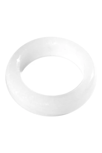 Tee — White jade stone ring