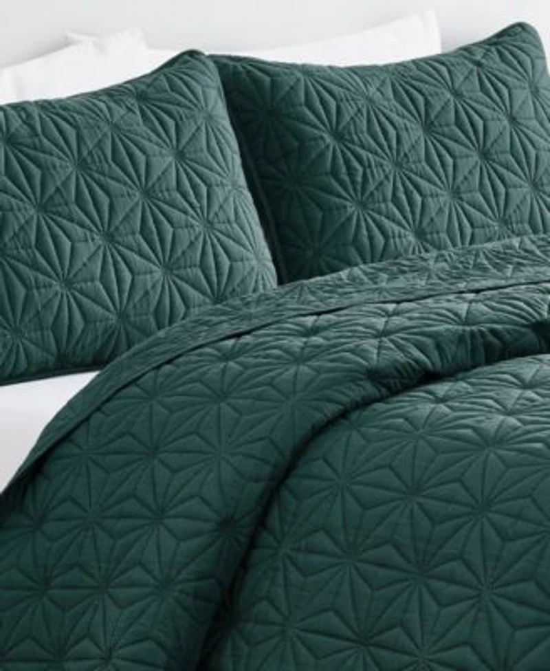 Vcny Home Kaleidoscope Quilt Set