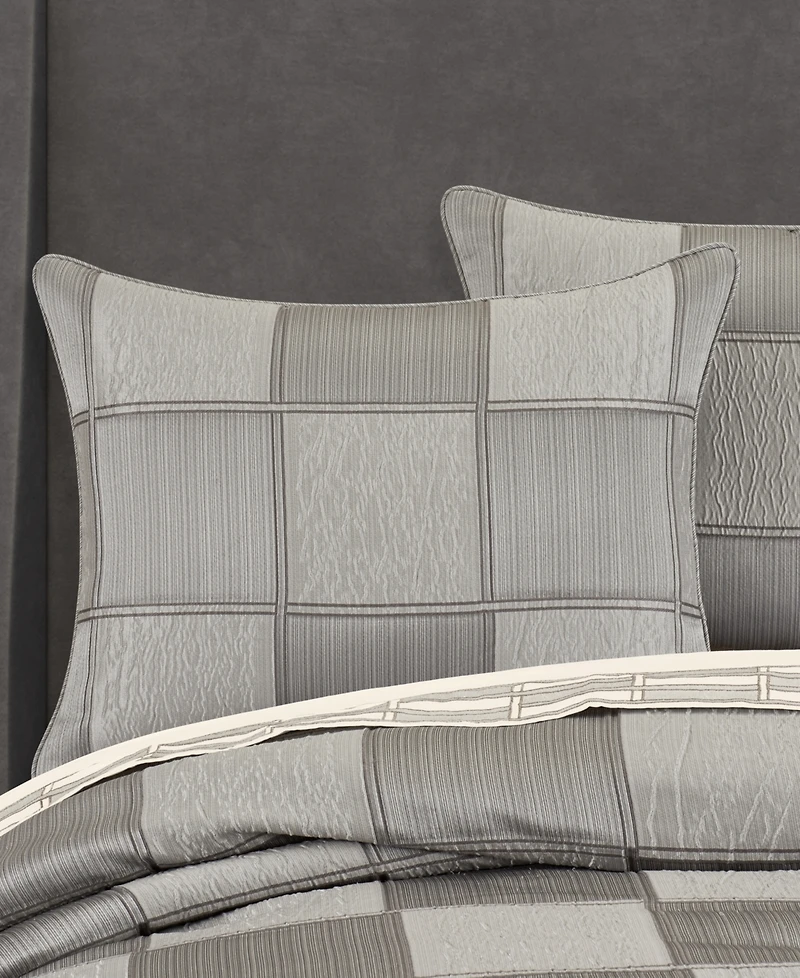 J Queen New York Brando 4 Piece Comforter Set, Queen