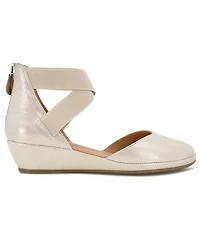 Gentle Souls Women's Noa Wedge Heel Sandal