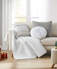 Levtex O Christmas Tree Reversible Quilted Throw, 50" x 60"