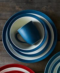Noritake Colorwave Curve 4-Piece Place Setting
