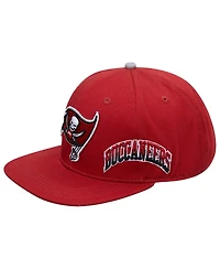 Men's Pro Standard Red Tampa Bay Buccaneers Hometown Snapback Hat