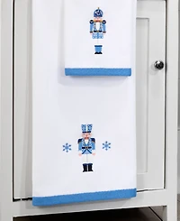 Avanti Nutcracker Trellis Cotton 4 Pack Fingertip Towel, 11" x 18"