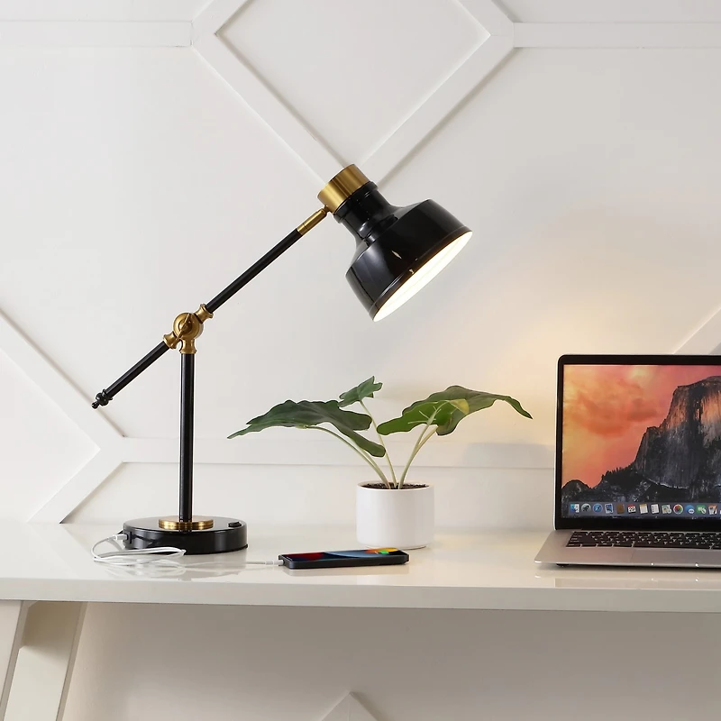 Jonathan Y Allegra Classic Farmhouse Adjustable Cantilever Led Task Lamp with Usb Charging Port