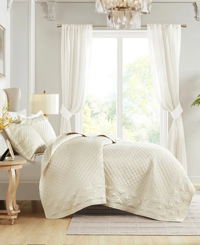 Closeout! Croscill Versailles 3-Pc. Quilt Set